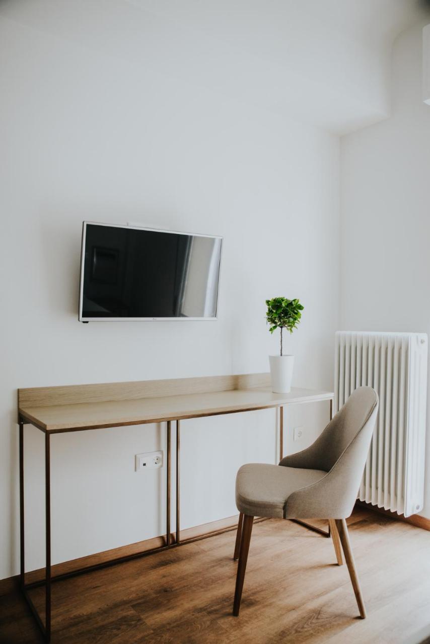 Voulis Attico Rooms & Apartments Афины Экстерьер фото