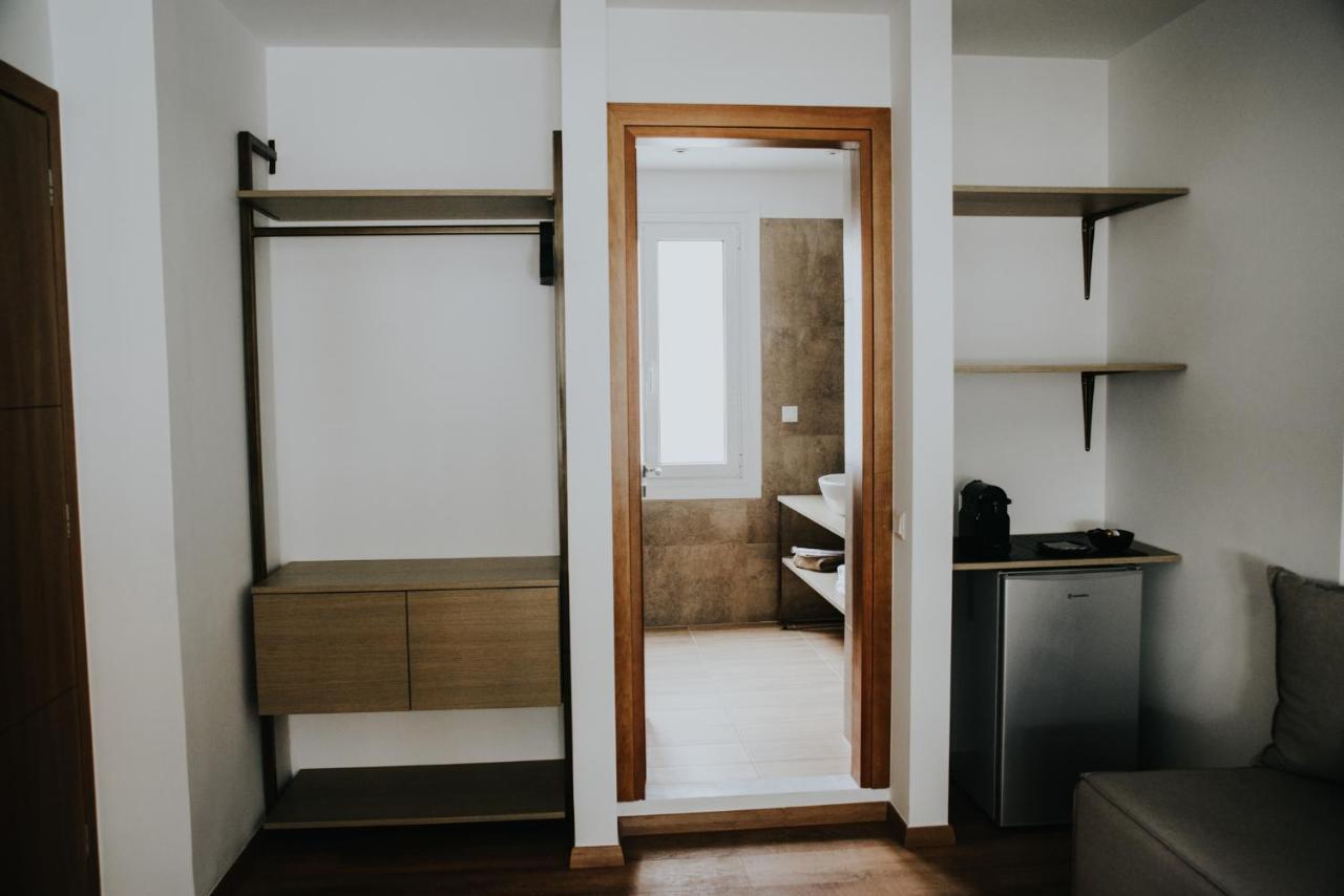 Voulis Attico Rooms & Apartments Афины Экстерьер фото
