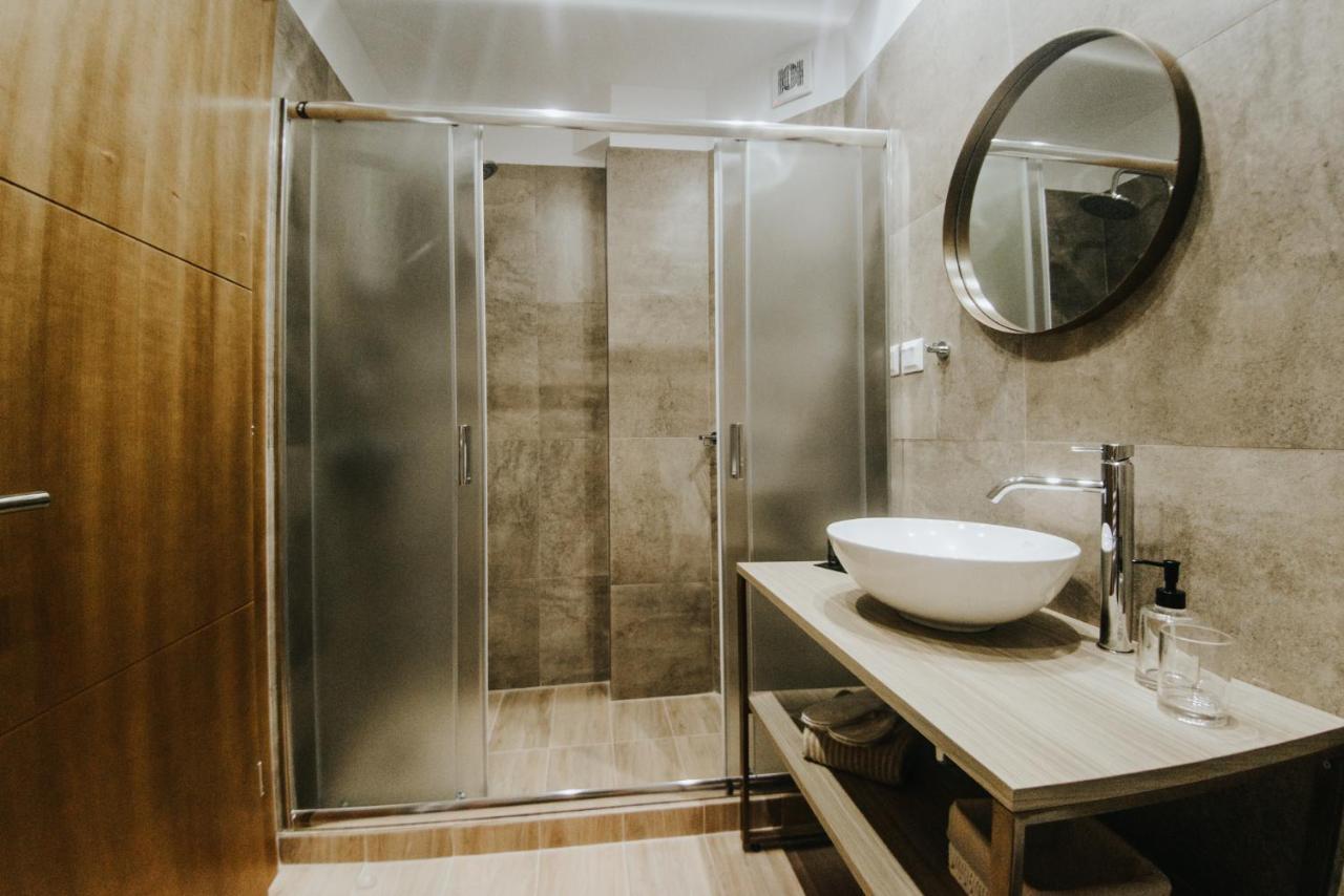 Voulis Attico Rooms & Apartments Афины Экстерьер фото